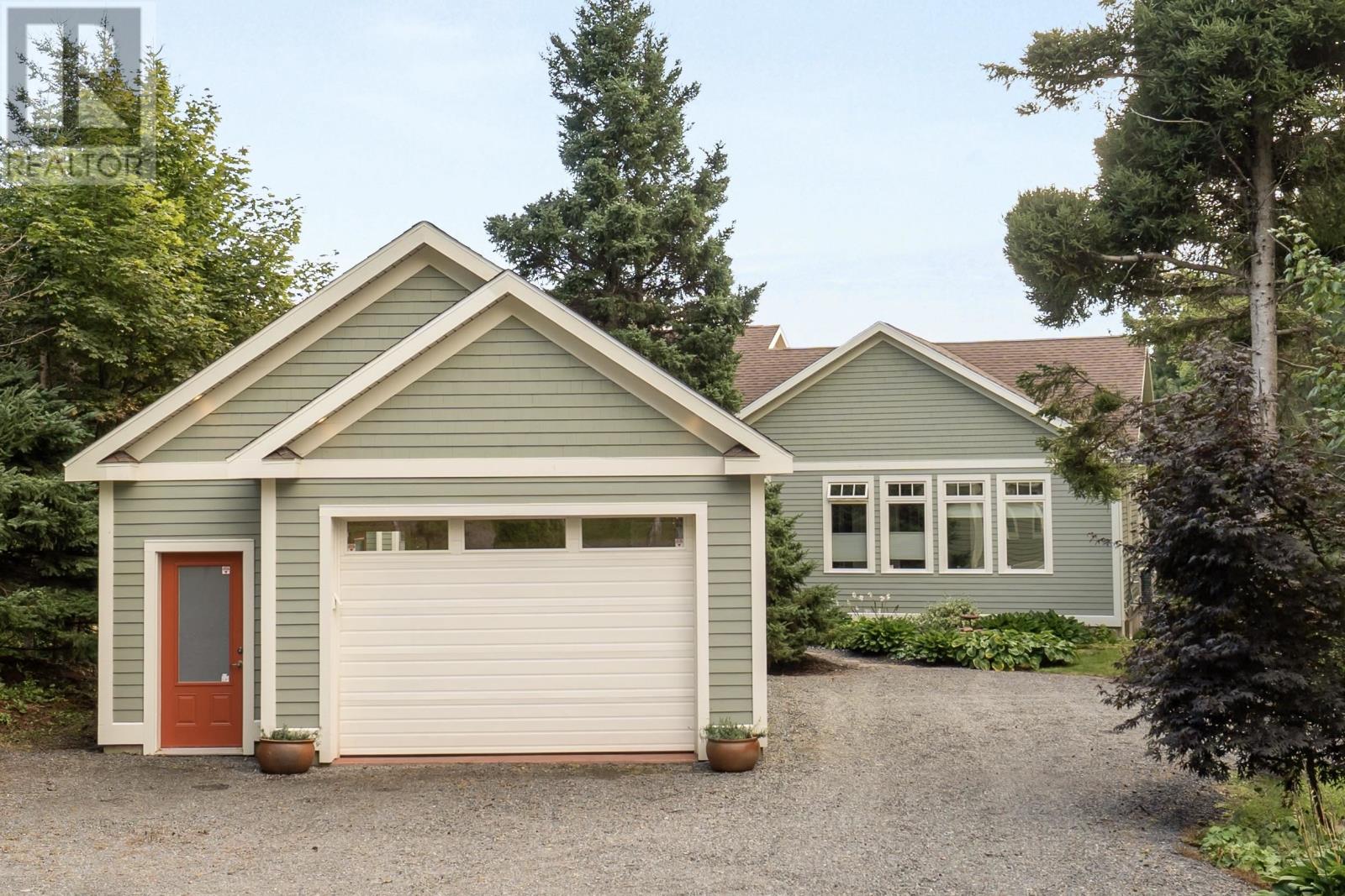 44 Wine Harbour Road, St. Peter's, Prince Edward Island  C0A 2A0 - Photo 2 - 202623974