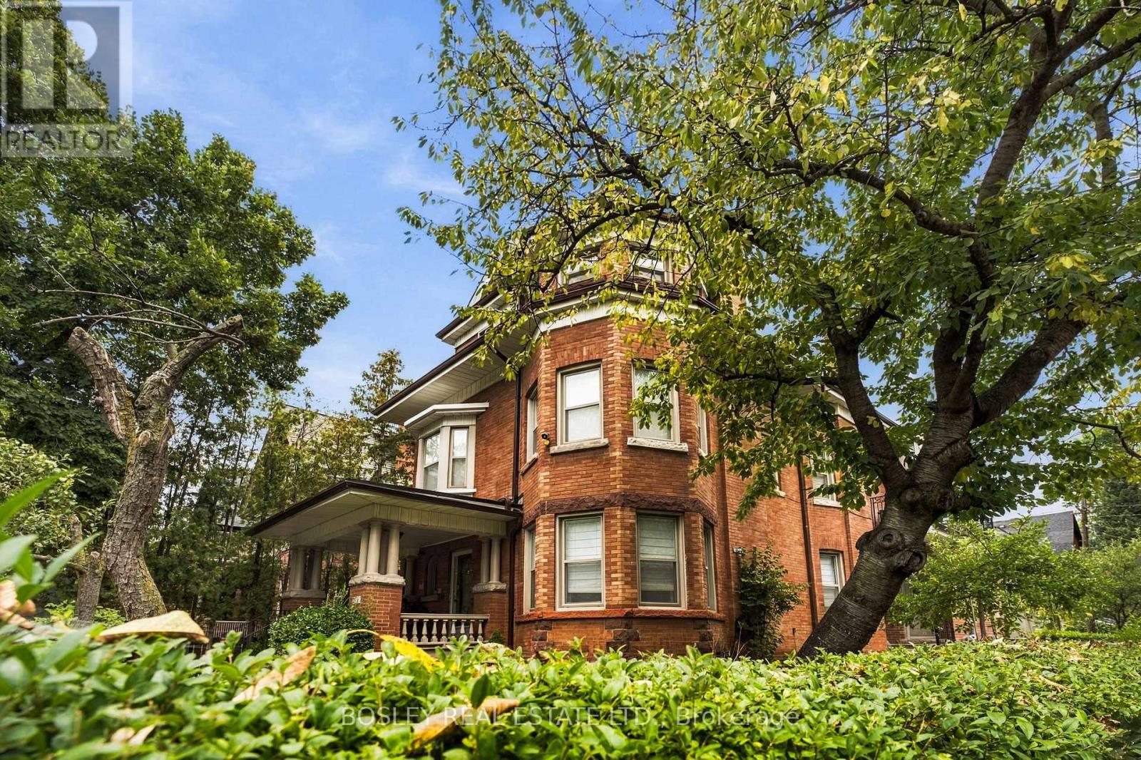 399A PALMERSTON BLVD BOULEVARD, Toronto, Ontario