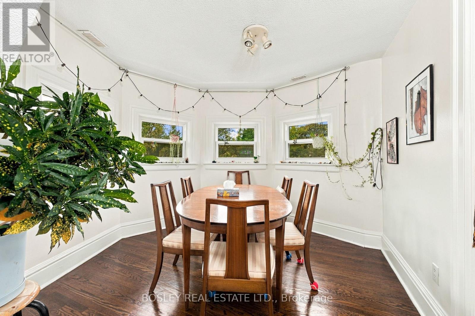 399a Palmerston Blvd Boulevard, Toronto, Ontario  M6G 2N7 - Photo 13 - C13811144
