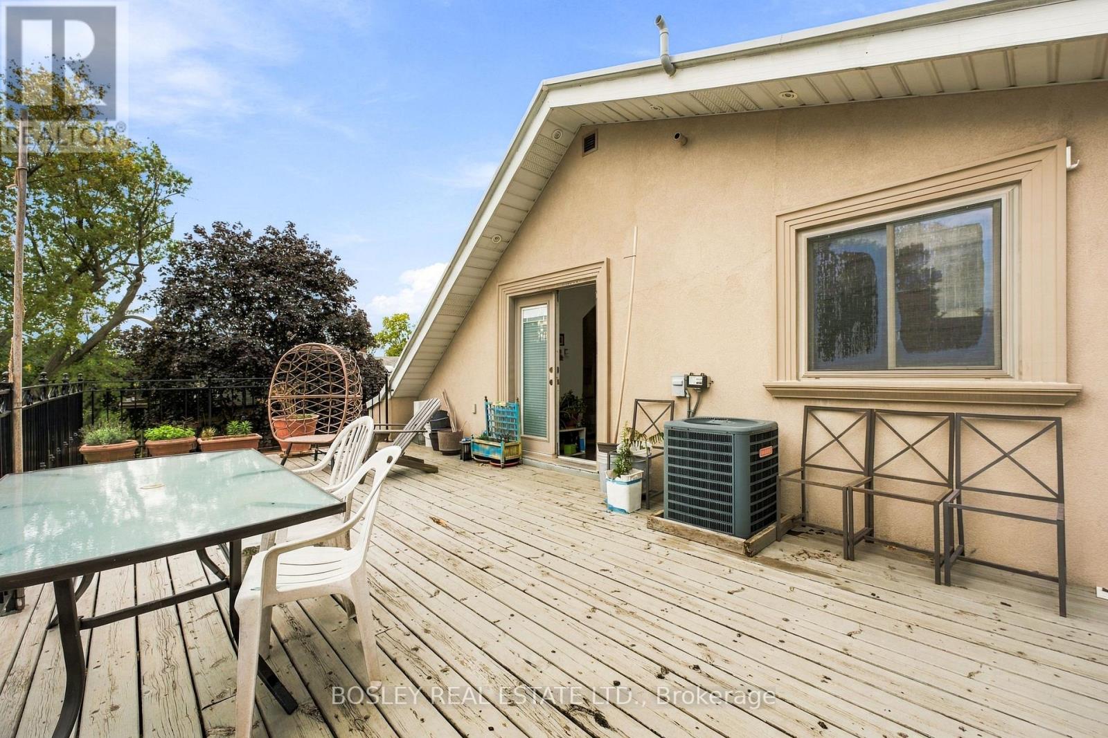 399a Palmerston Blvd Boulevard, Toronto, Ontario  M6G 2N7 - Photo 9 - C13811144
