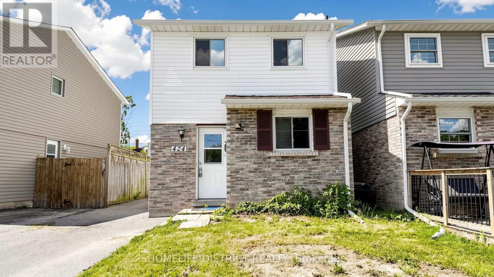 424 Chaleur Avenue, Oshawa, Ontario L1J 6N7 - Photo 3 - E13811142