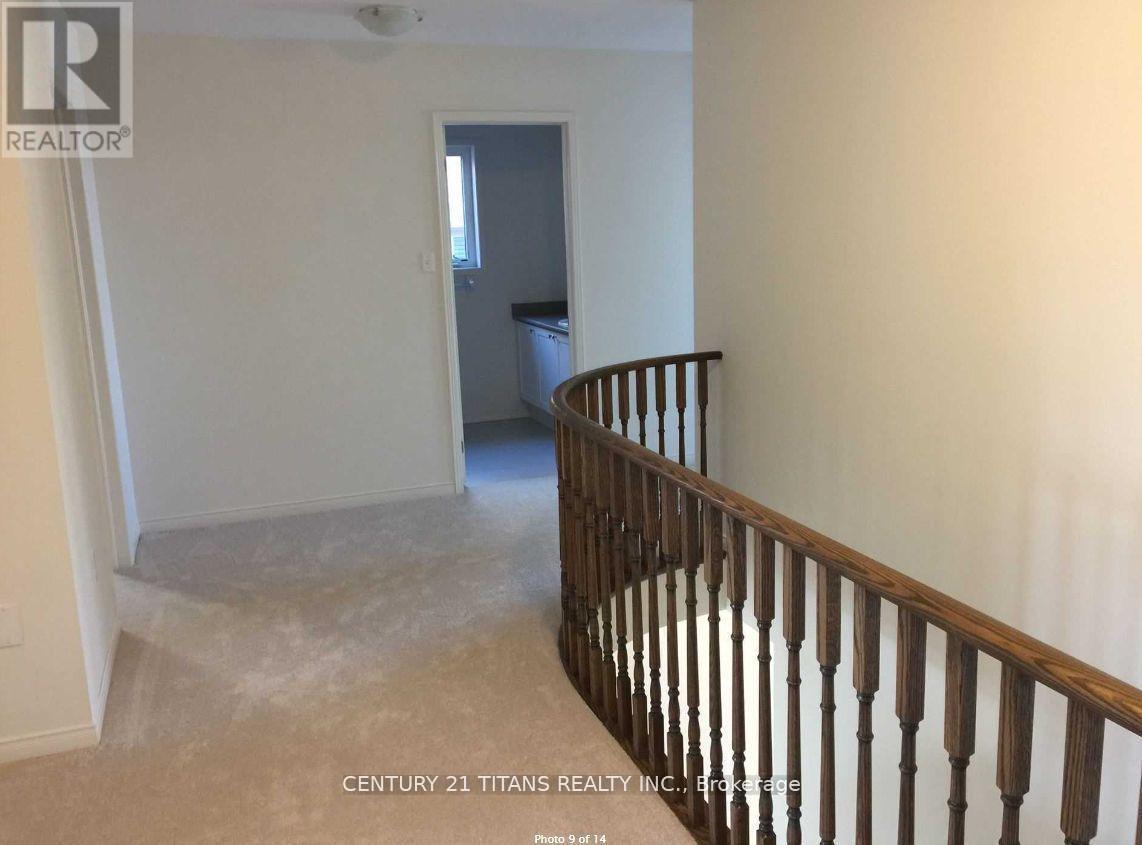 241 South Ocean Drive, Oshawa, Ontario L1L 0K4 - Photo 8 - E13811156