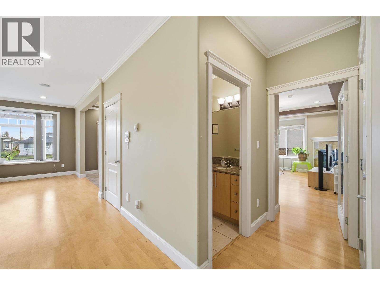 6549 Dunnedin Street, Burnaby, British Columbia  V5B 1Y7 - Photo 9 - R3167841