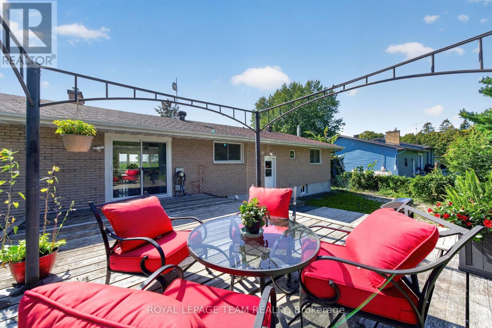 2830 John Shaw Road, Ottawa, Ontario  K0A 2H0 - Photo 4 - X13794246