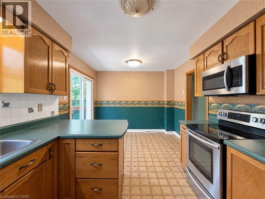 2490 Yarmouth Crescent, Oakville, Ontario  L6L 2M8 - Photo 16 - 40864556