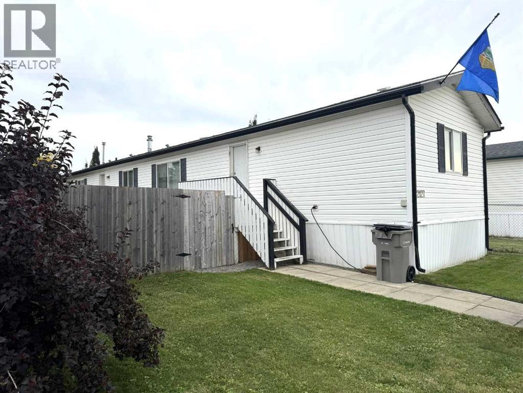 12127 97b Street, Grande Prairie, Alberta  T8V 7P2 - Photo 2 - A2347002