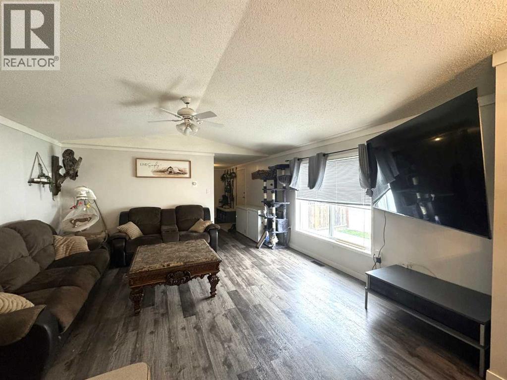 12127 97b Street, Grande Prairie, Alberta  T8V 7P2 - Photo 5 - A2347002
