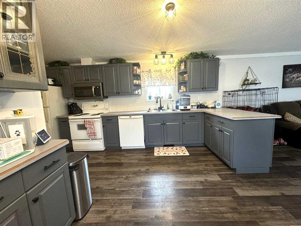 12127 97b Street, Grande Prairie, Alberta  T8V 7P2 - Photo 7 - A2347002