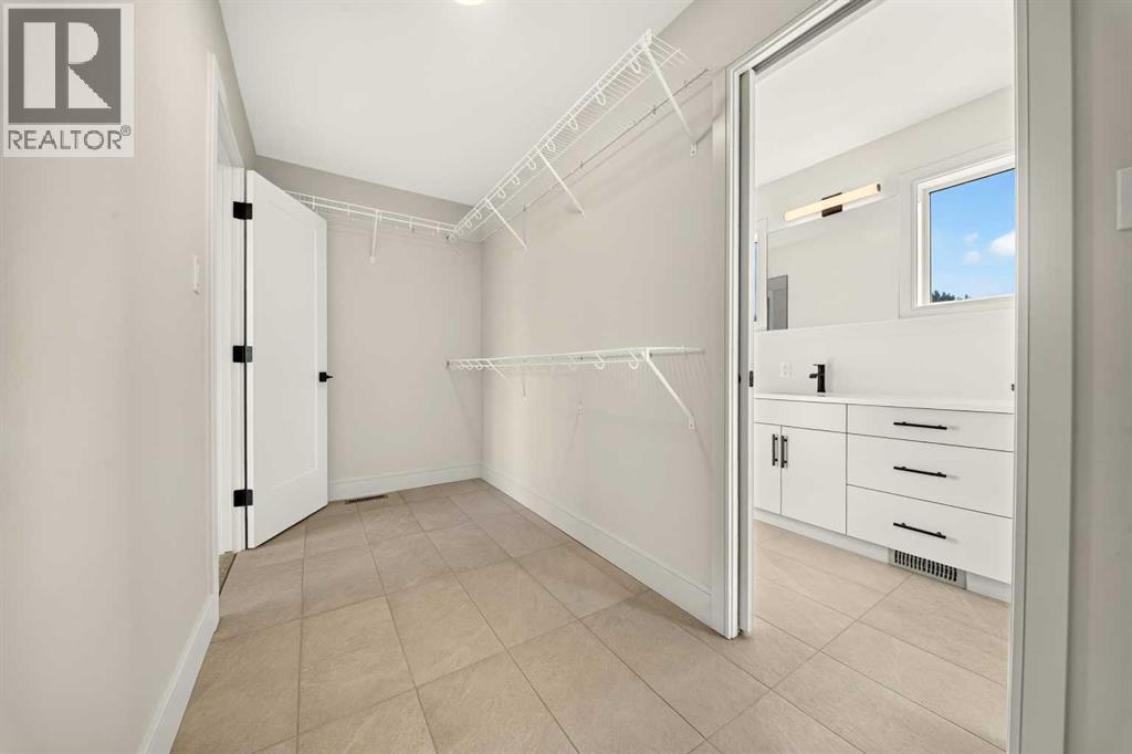 8603 25 Avenue, Coleman, Alberta  T0K 0M0 - Photo 27 - A2346485