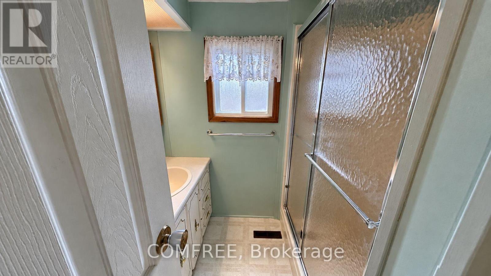 83 Cameron Drive, Oro-Medonte (Hawkestone), Ontario  L0L 1T0 - Photo 11 - S13811186