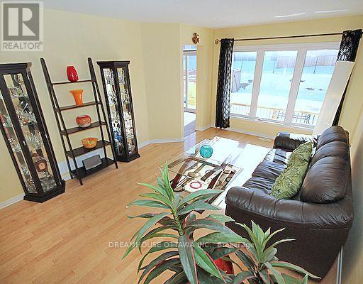 322 Statewood Drive, Ottawa, Ontario  K2K 0A9 - Photo 6 - X13811122