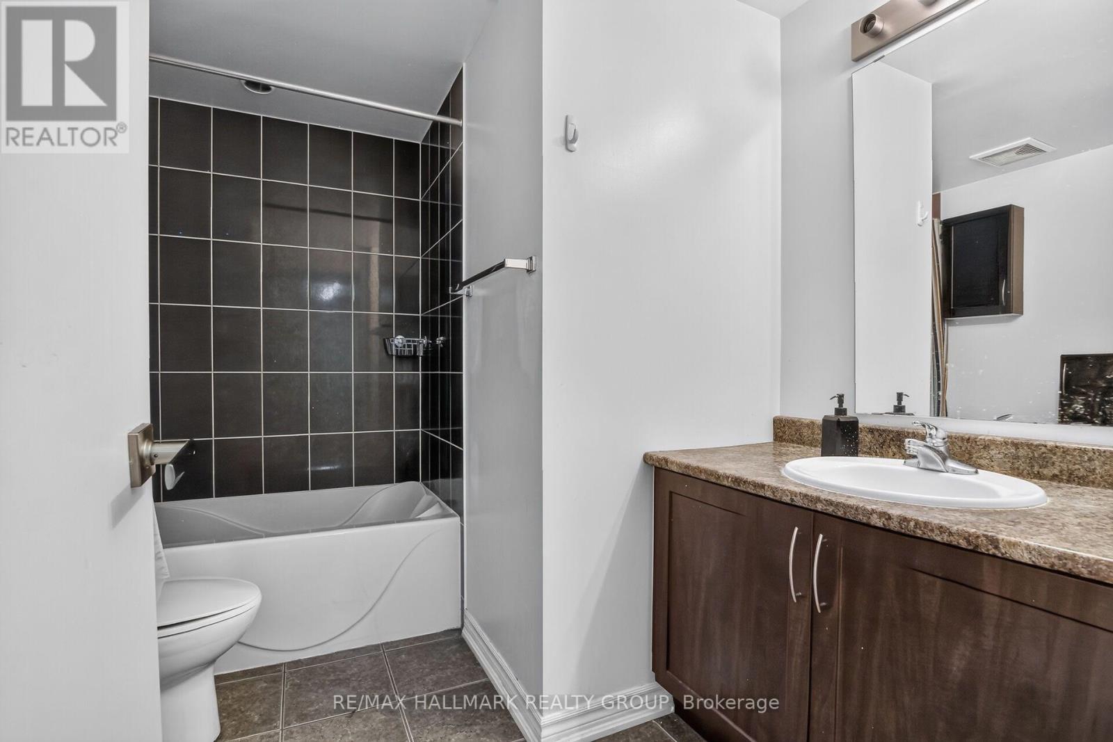 203 - 234 Rideau Street, Ottawa, Ontario  K1N 0A9 - Photo 8 - X13811162
