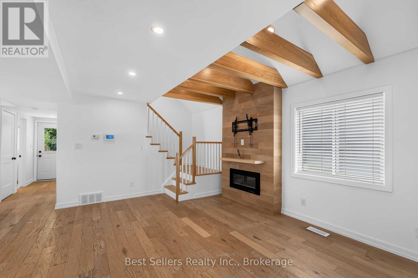 85 Pelham Road, St. Catharines (Western Hill), Ontario  L2S 1S3 - Photo 5 - X13811174