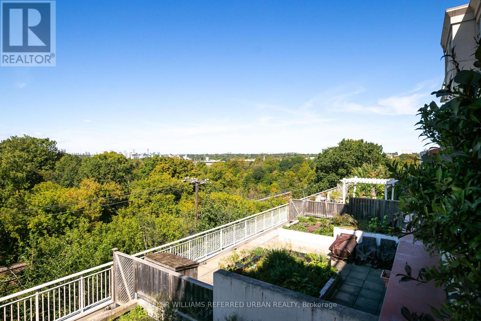 524 - 18 Concorde Place, Toronto, Ontario  M3C 3T9 - Photo 33 - C13810596