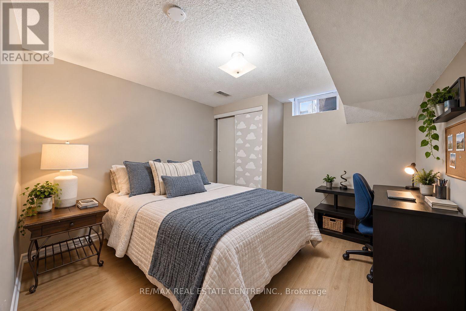 5235 Huntingfield Drive, Mississauga, Ontario  L5R 2L3 - Photo 27 - W13738540