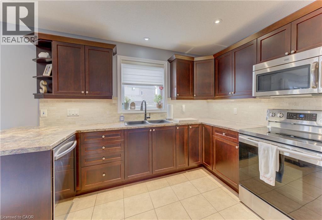 455 Alan Crescent, Woodstock, Ontario  N4S 0B9 - Photo 11 - 40863693