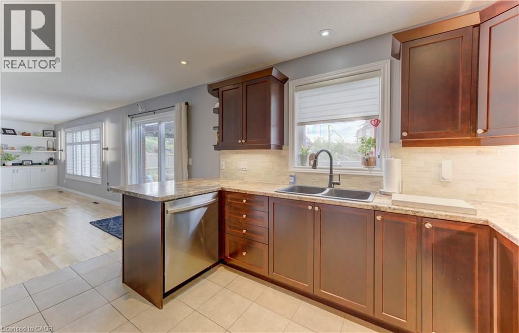 455 Alan Crescent, Woodstock, Ontario  N4S 0B9 - Photo 12 - 40863693