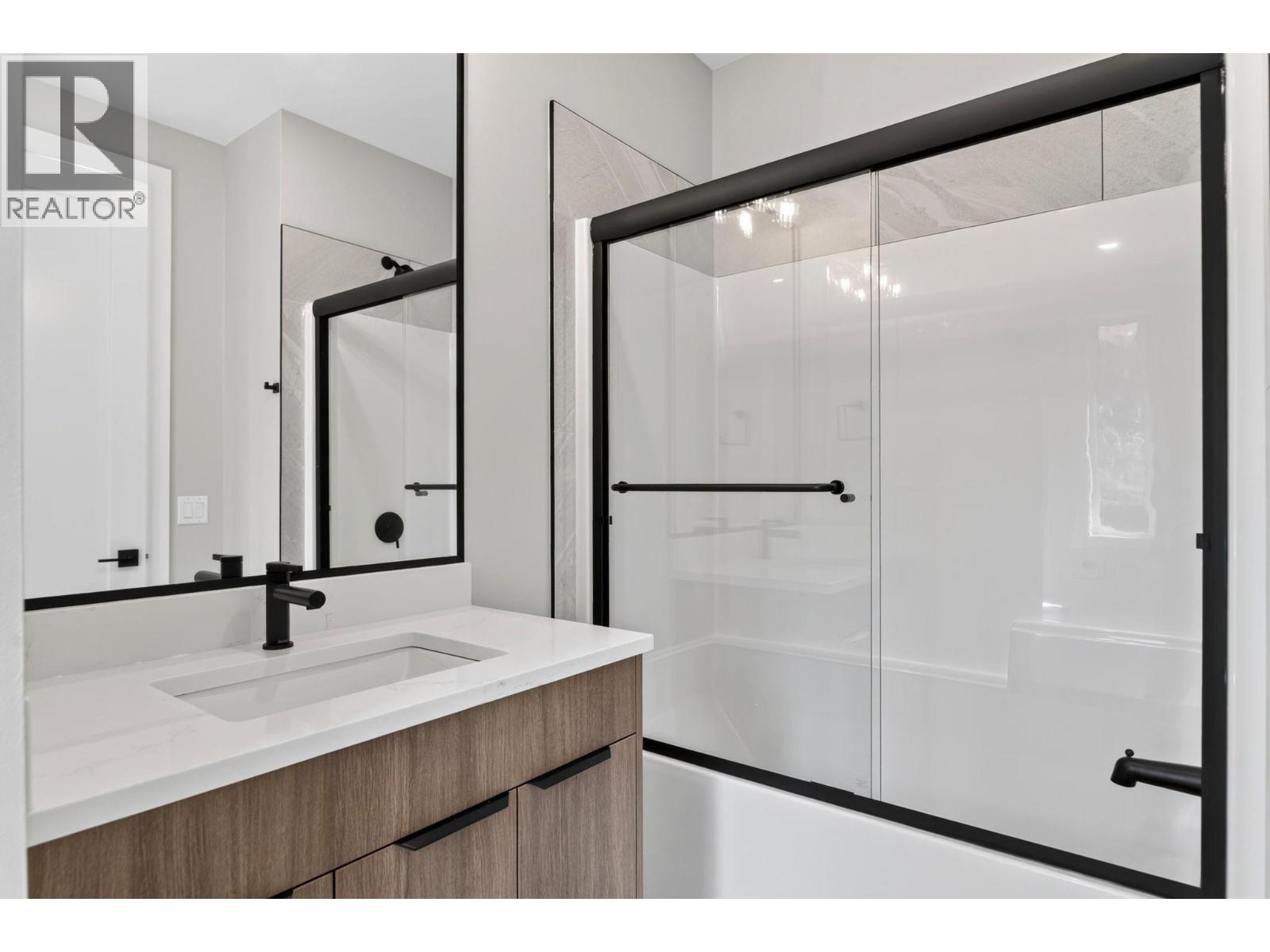 757 Barnaby Road Unit# 3, Kelowna, British Columbia  V1W 4N9 - Photo 53 - 10401505