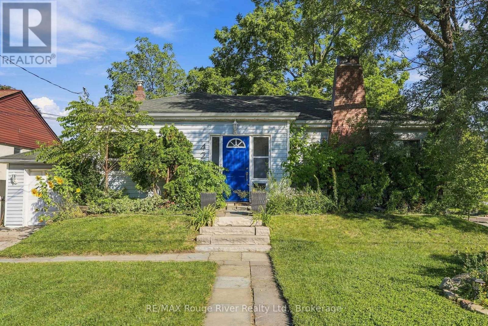 42 ANSON AVENUE, Toronto, Ontario
