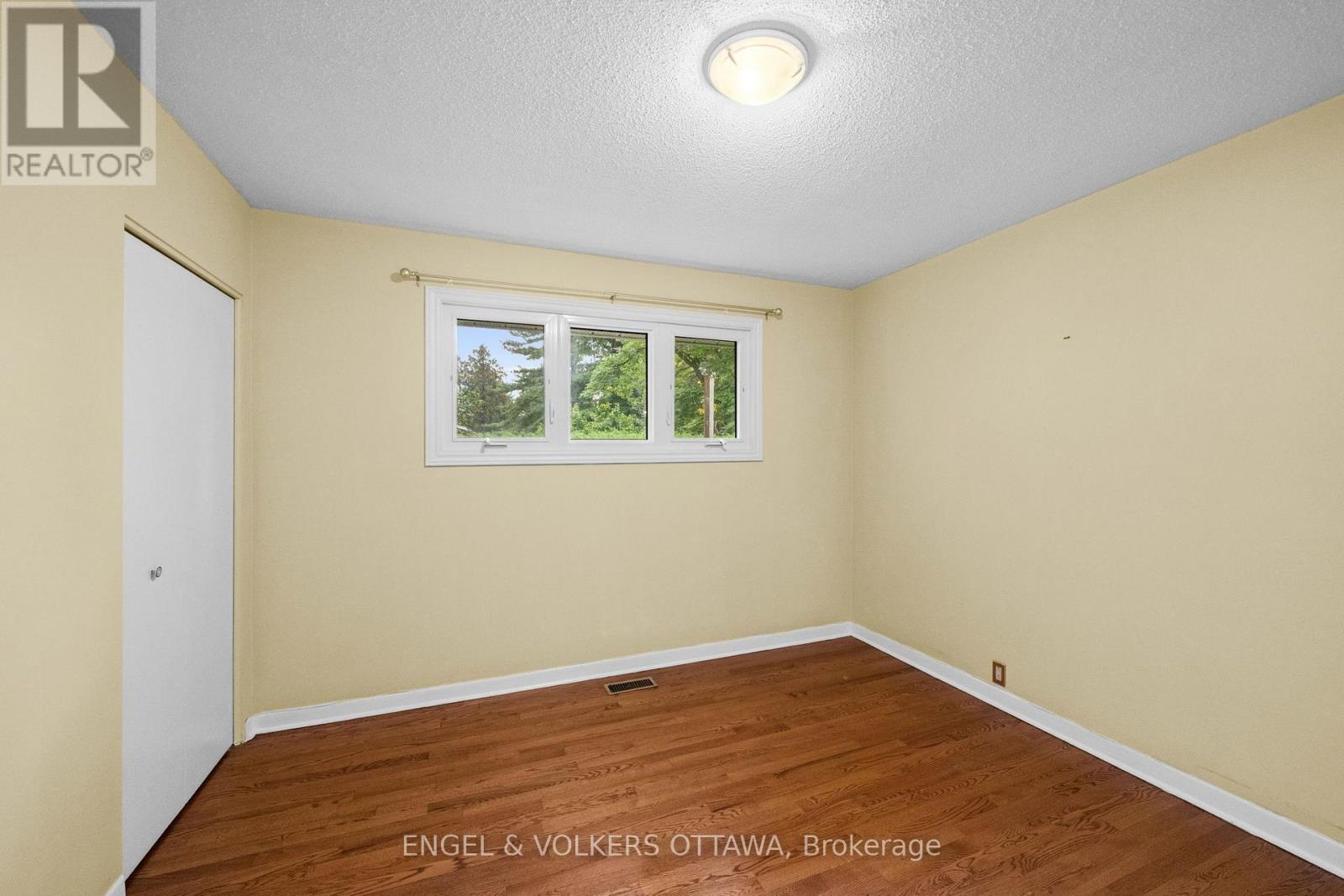 20 Parthia Avenue, Ottawa, Ontario  K2E 5J9 - Photo 25 - X13774520