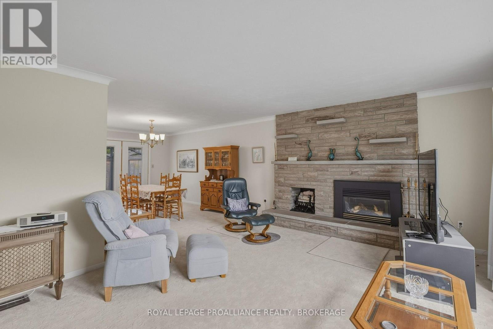 424 Maple Ridge Drive, Kingston, Ontario K7M 5P3 - Photo 5 - X13811318