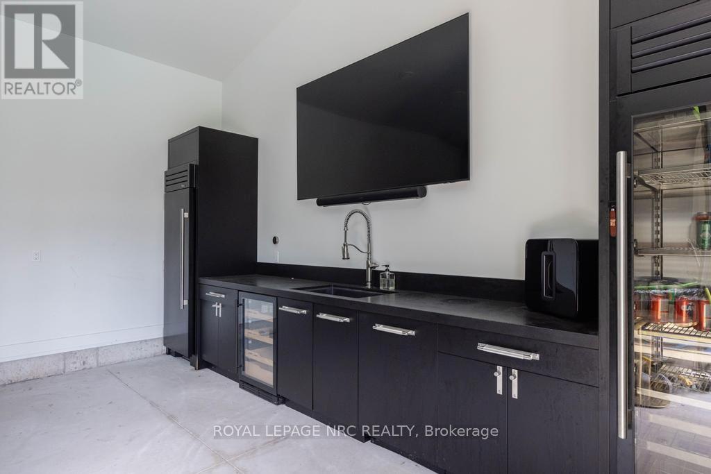 21 Hillcrest Avenue, St. Catharines, Ontario  L2R 4Y2 - Photo 43 - X13547586