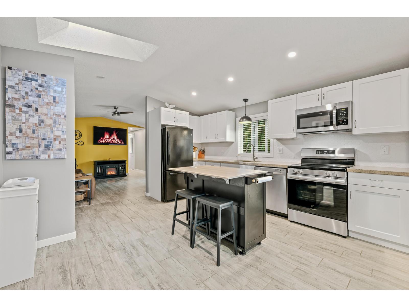 30680 KEYSTONE AVENUE photo 9