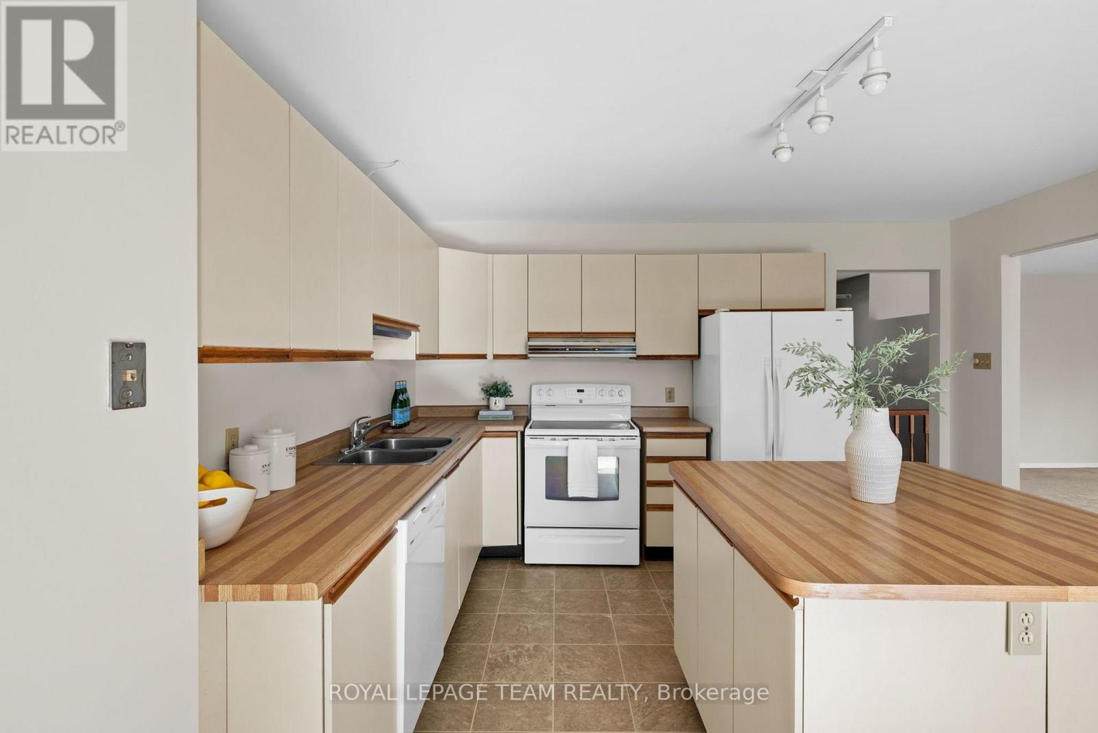 6591 Marina Drive, Ottawa, Ontario  K4M 1B3 - Photo 10 - X13811302