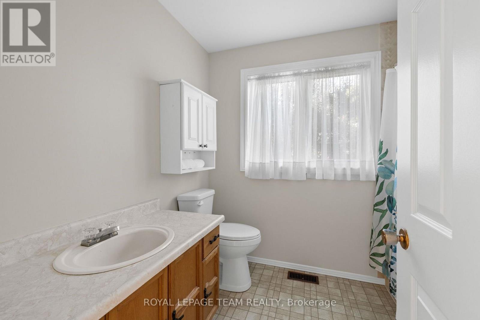 6591 Marina Drive, Ottawa, Ontario  K4M 1B3 - Photo 21 - X13811302