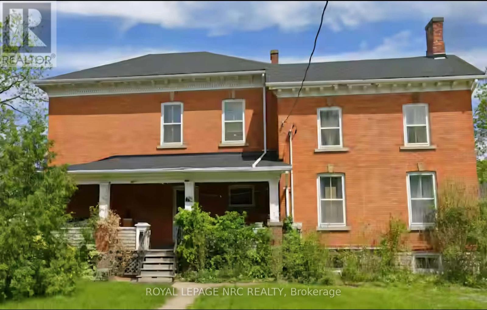 148 Geneva Street, St. Catharines, Ontario  L3R 4N9 - Photo 2 - X13811482