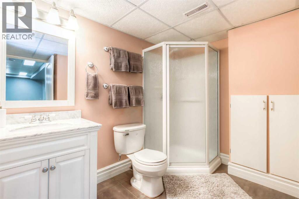 135 Woodside Road Nw, Airdrie, Alberta  T4B 2E3 - Photo 47 - A2341850