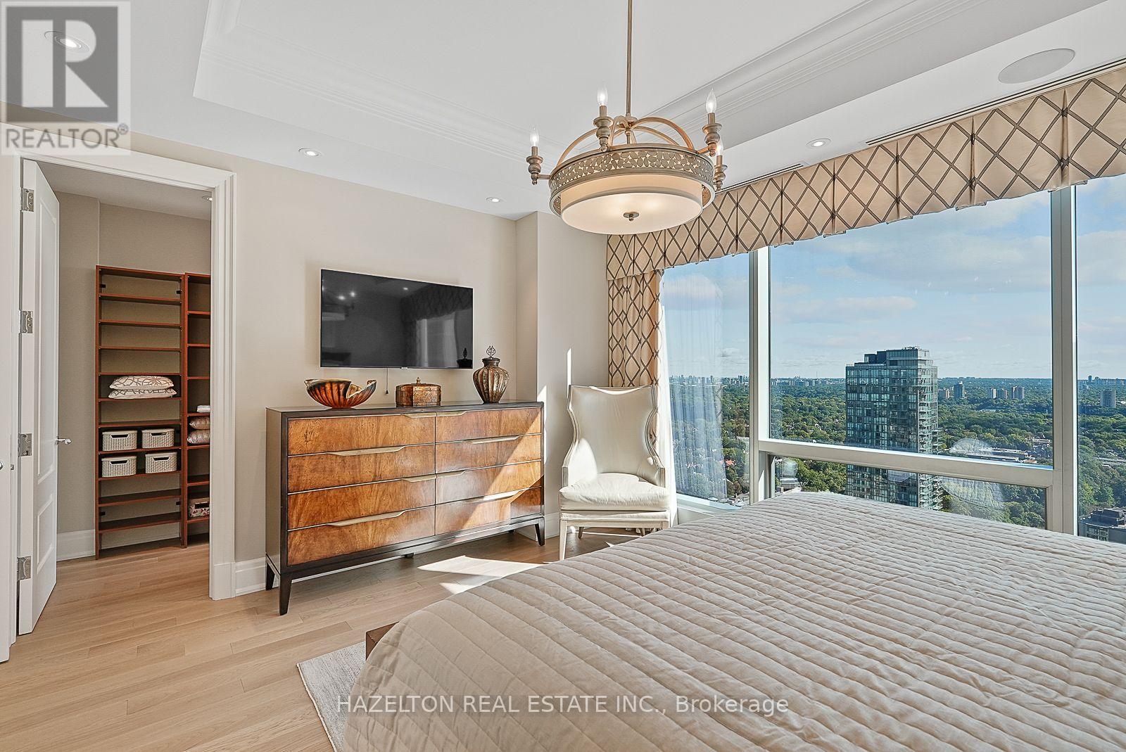 3302 - 50 Yorkville Avenue, Toronto, Ontario  M4W 0A3 - Photo 15 - C13811282