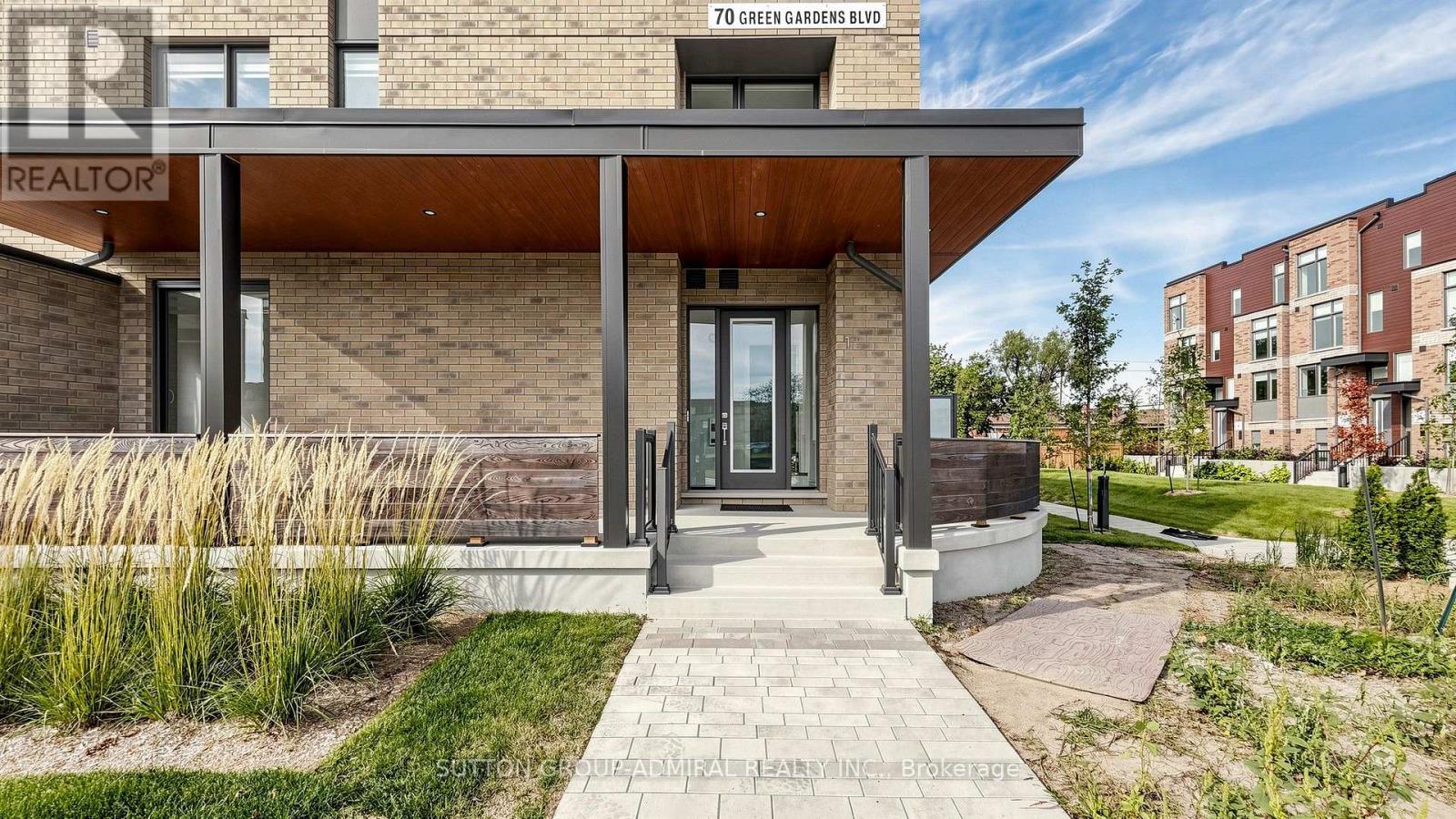 1 - 70 Green Gardens Boulevard, Toronto, Ontario  M6A 0E6 - Photo 3 - C13811464