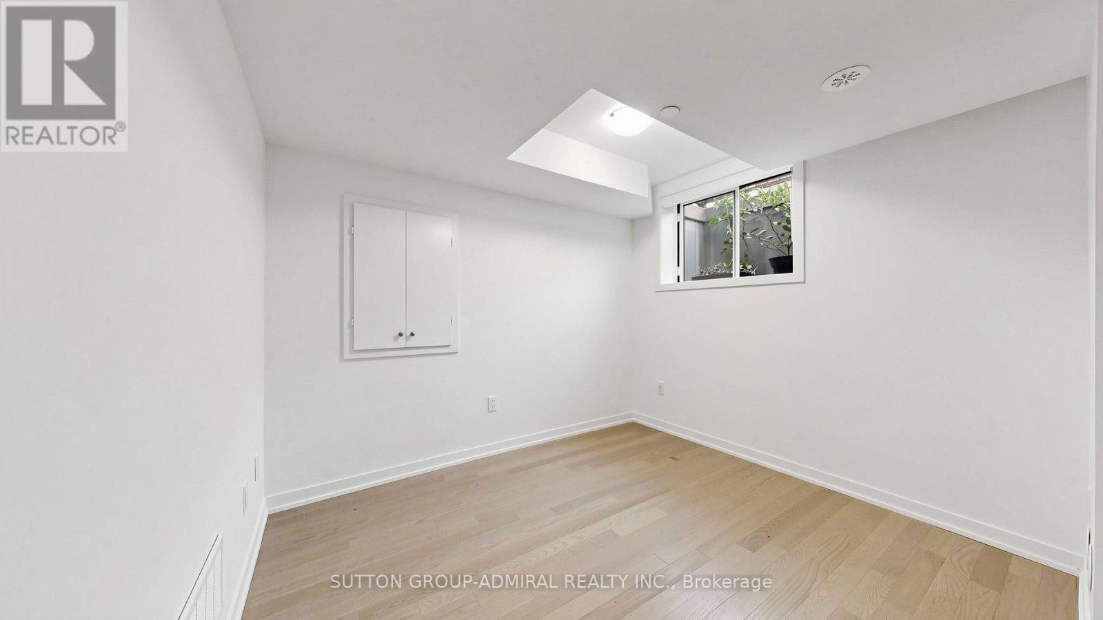 1 - 70 Green Gardens Boulevard, Toronto, Ontario  M6A 0E6 - Photo 36 - C13811464