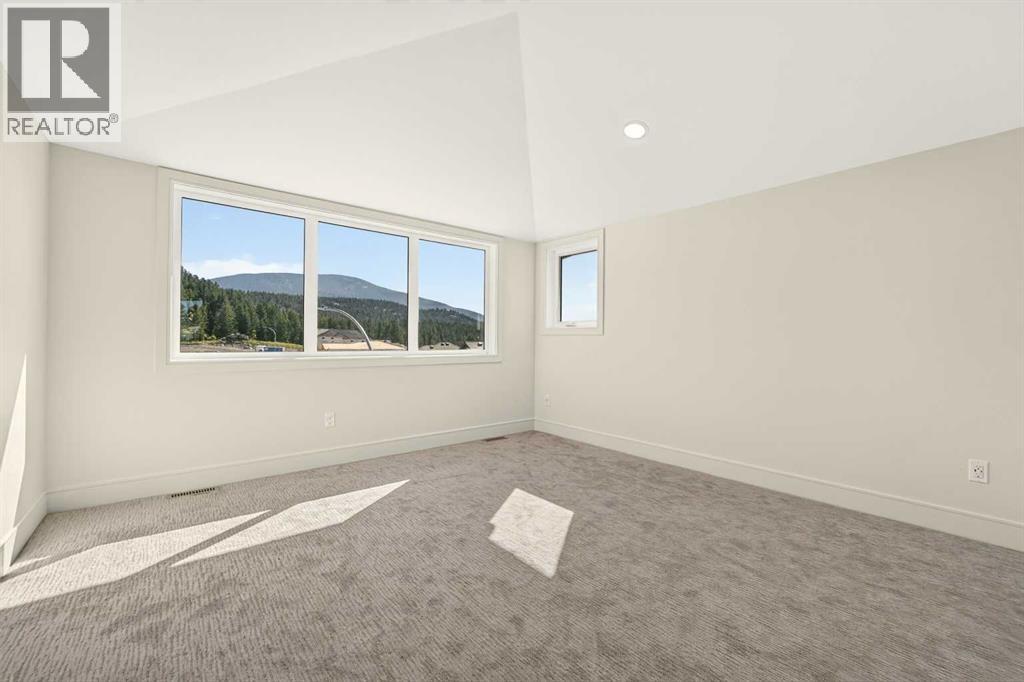 8602 25 Avenue, Coleman, Alberta  T0K 0M0 - Photo 36 - A2347099
