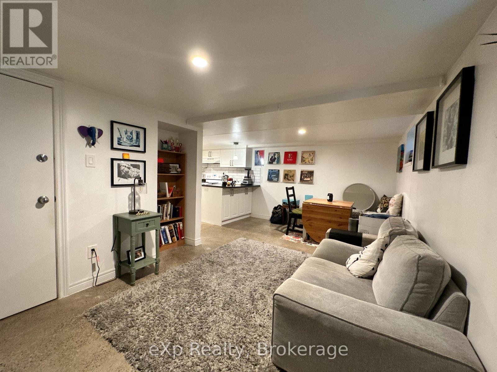 3 - 36 Second Street, Toronto, Ontario  M8V 2X2 - Photo 1 - W13811380