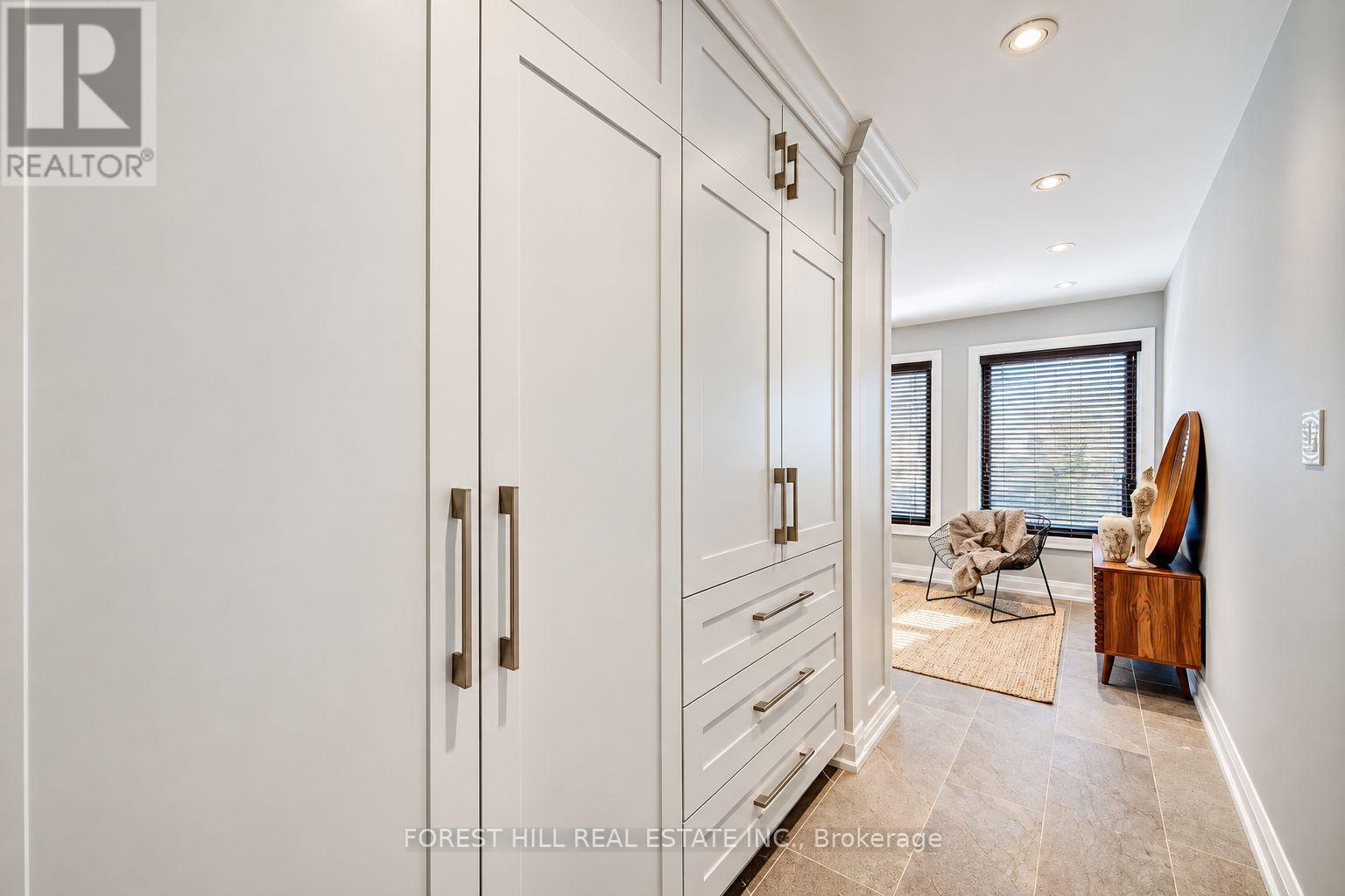 245 Ashdale Avenue, Toronto (Greenwood-Coxwell), Ontario  M4L 2Y8 - Photo 6 - E13811266