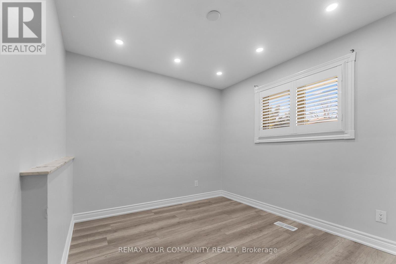 54 Saratoga Drive, Toronto, Ontario  M1P 4J1 - Photo 22 - E13128446