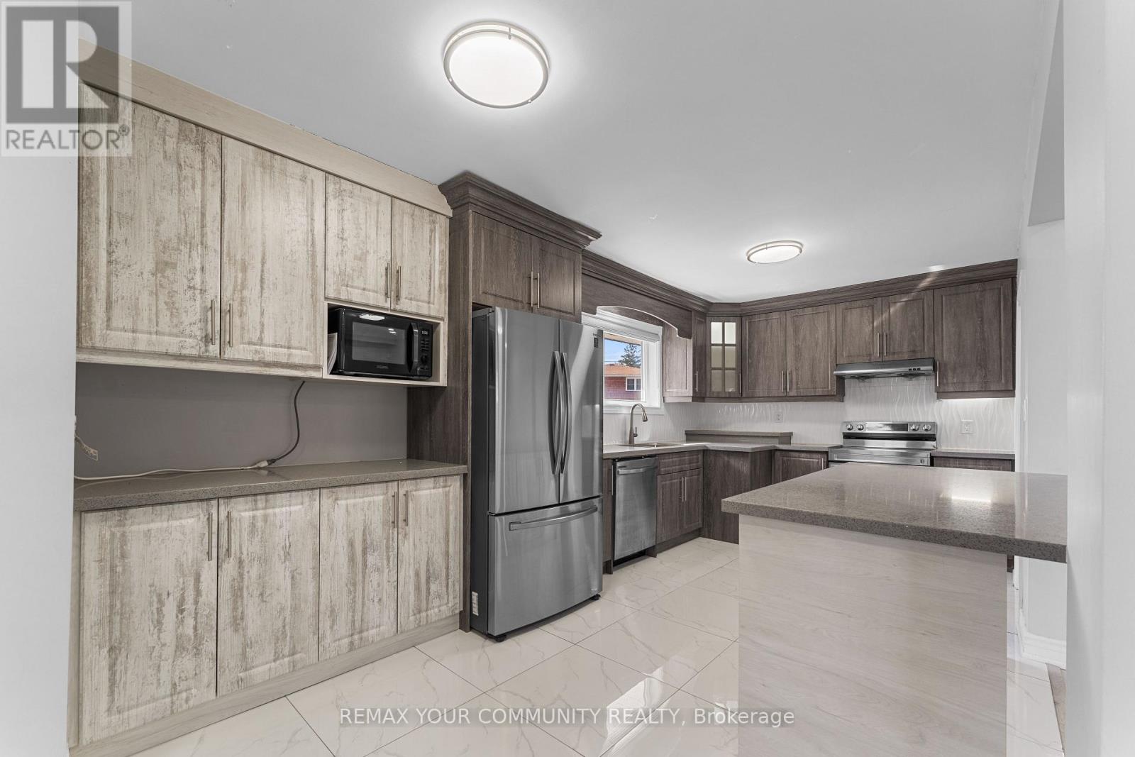 54 Saratoga Drive, Toronto, Ontario  M1P 4J1 - Photo 9 - E13128446