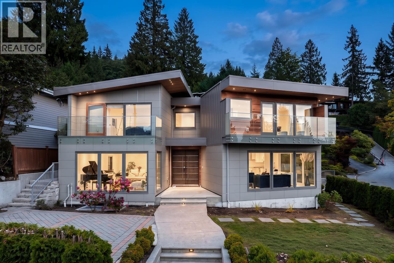 4716 SKYLINE DRIVE