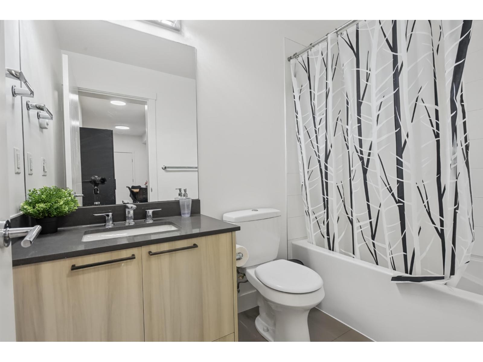 101 15628 104 Avenue, Surrey, British Columbia  V4N 2J3 - Photo 13 - R3167178