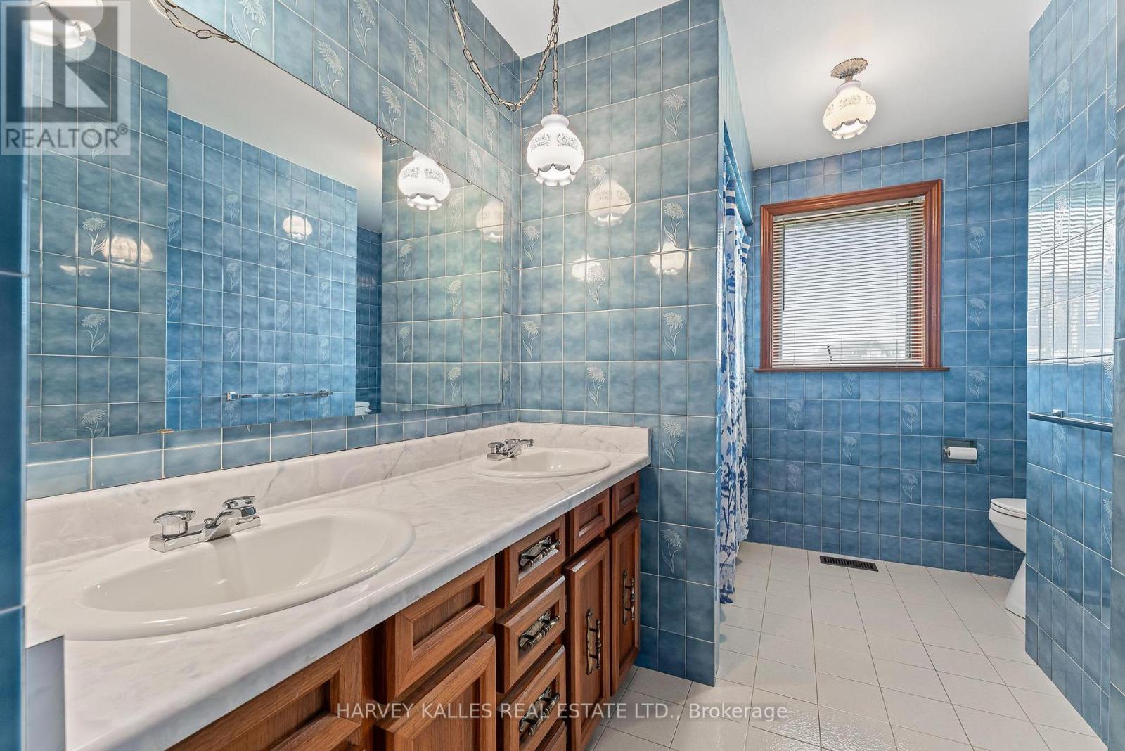 113 Bond Crescent, Richmond Hill, Ontario  L4E 3K9 - Photo 20 - N13811340
