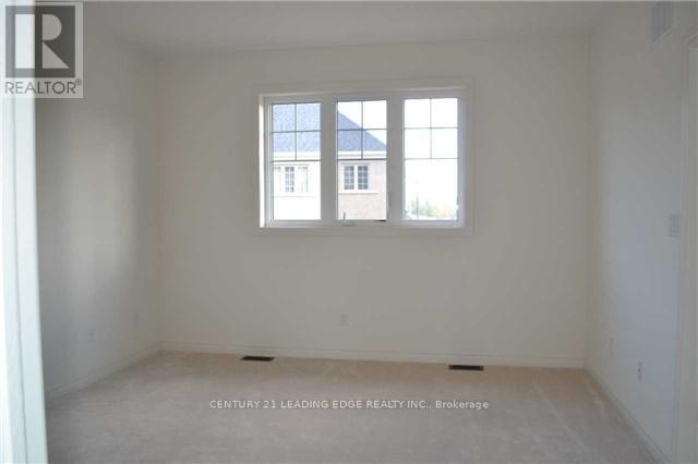 11 Radial Drive, Aurora, Ontario  L4G 0Z8 - Photo 14 - N13811404