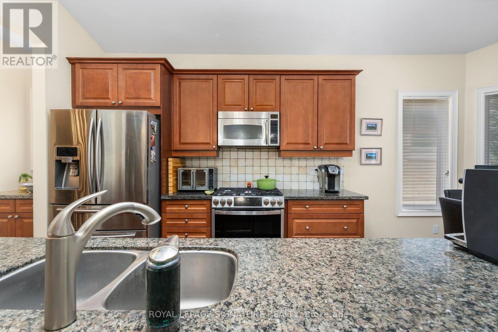 65 Braid Bend, Whitchurch-Stouffville, Ontario L4A 1R7 - Photo 7 - N13811428