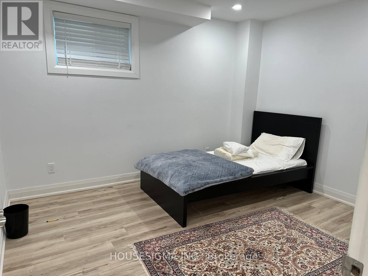 3 Pheasant Drive, Richmond Hill, Ontario L4E 3S9 - Photo 5 - N13811466