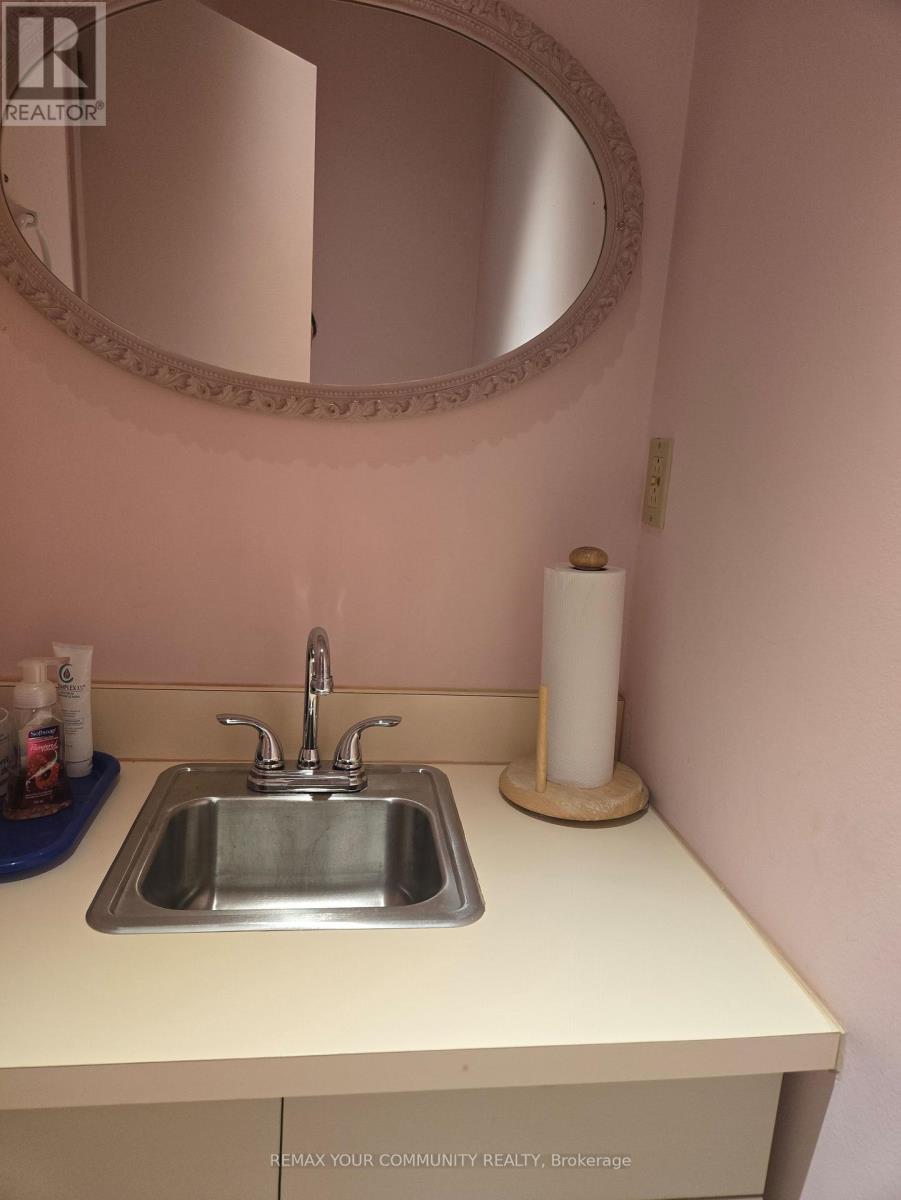 408 - 250 Harding Boulevard W, Richmond Hill, Ontario L4C 9M7 - Photo 11 - N13811472