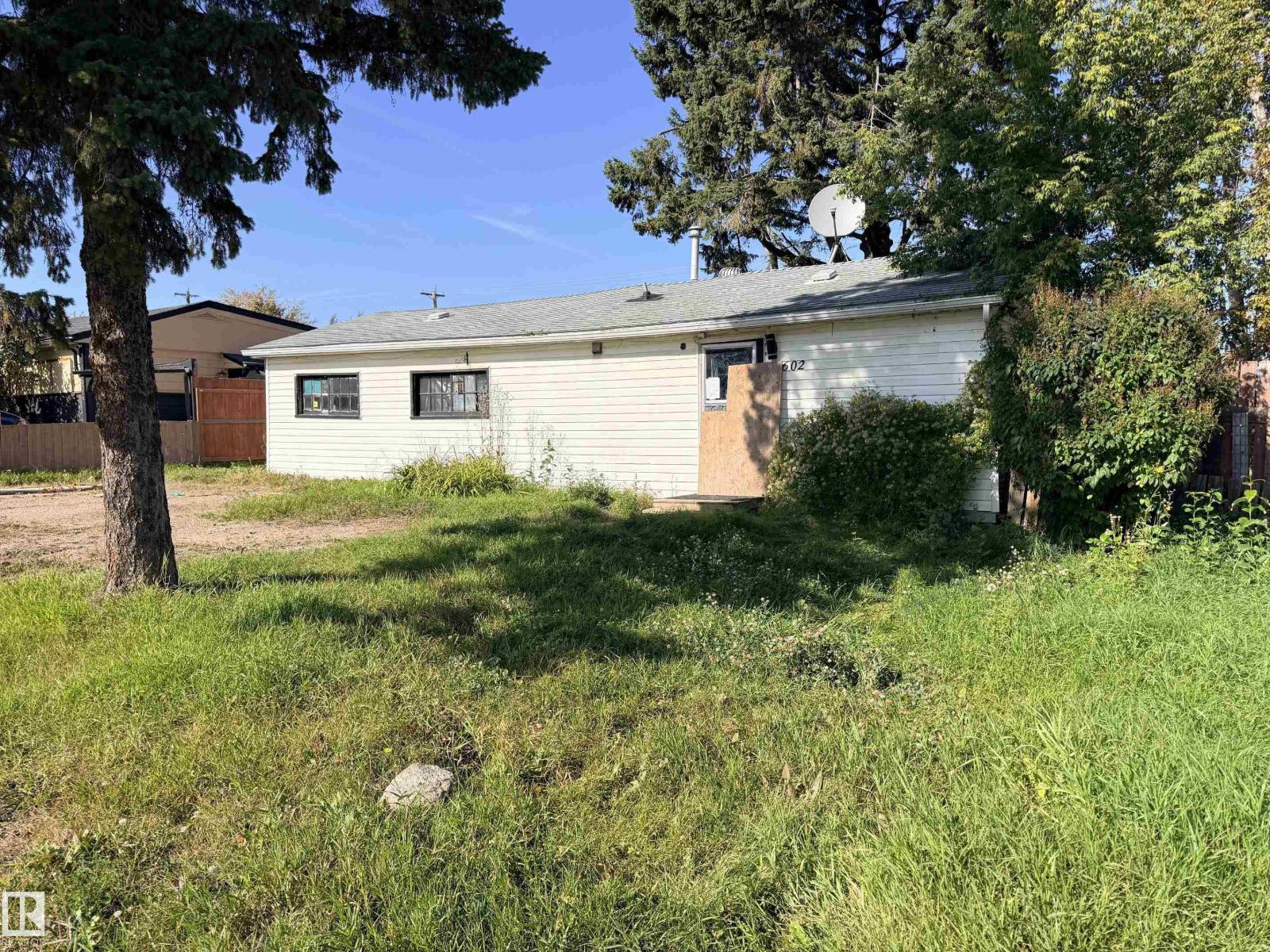 602 12 Av, Cold Lake, Alberta  T9M 1H5 - Photo 1 - E4509740