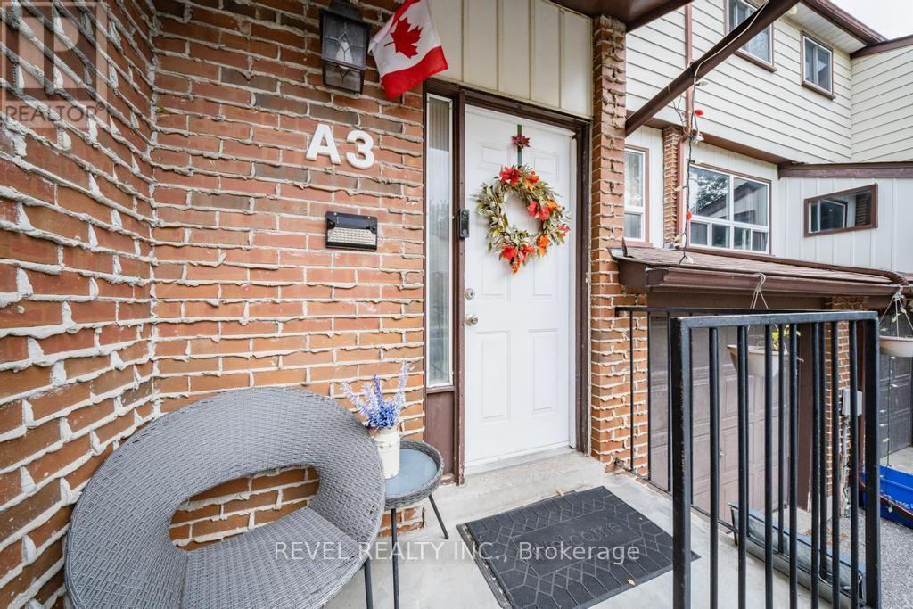 A3 - 63 Ferris Lane, Barrie, Ontario  L4M 5C4 - Photo 2 - S13811306