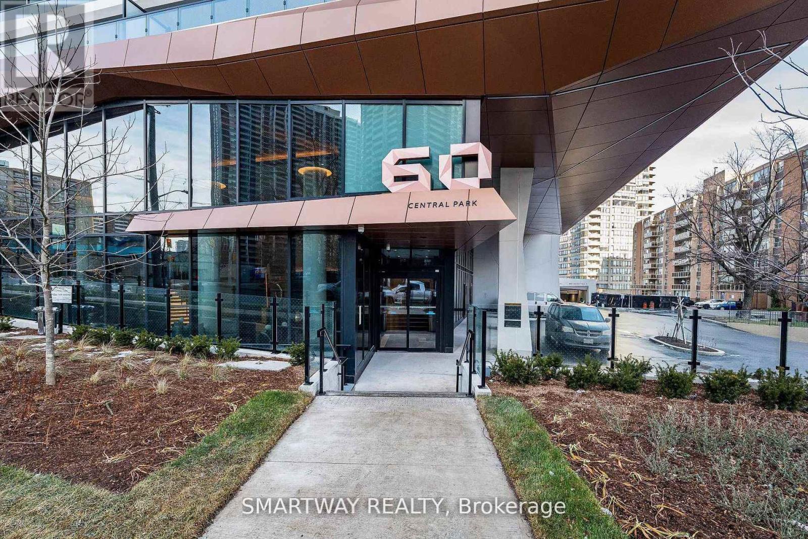2206 - 60 Central Park Roadway, Toronto, Ontario  M9A 0E6 - Photo 2 - W13811292