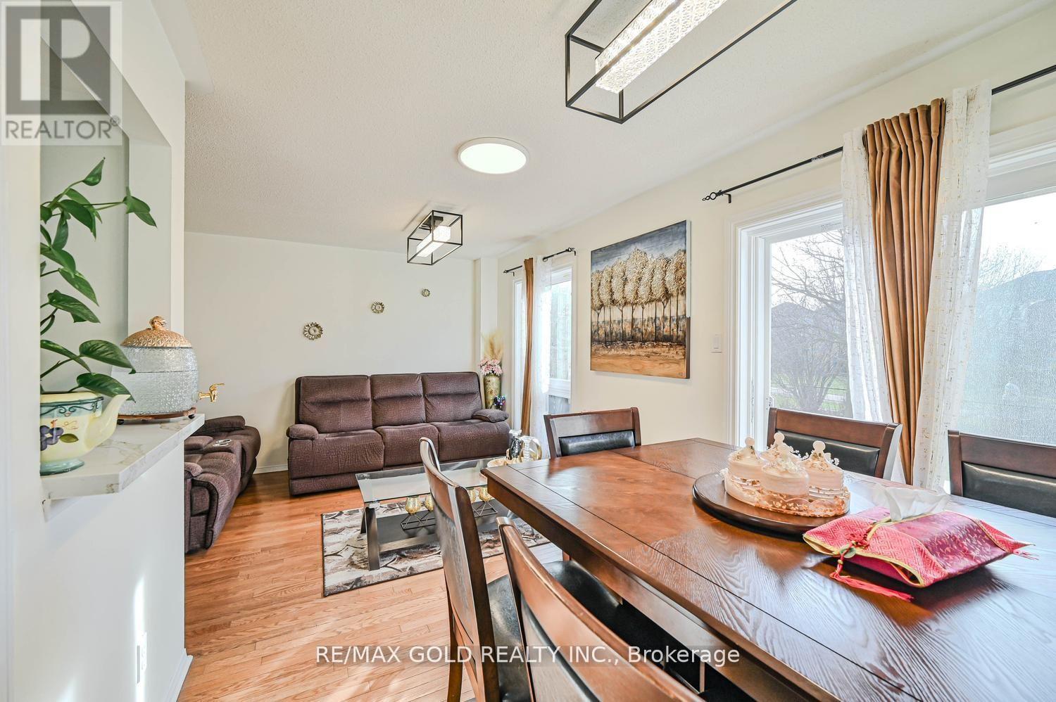 30 Wickstead Court, Brampton, Ontario  L6R 1N8 - Photo 15 - W13811330